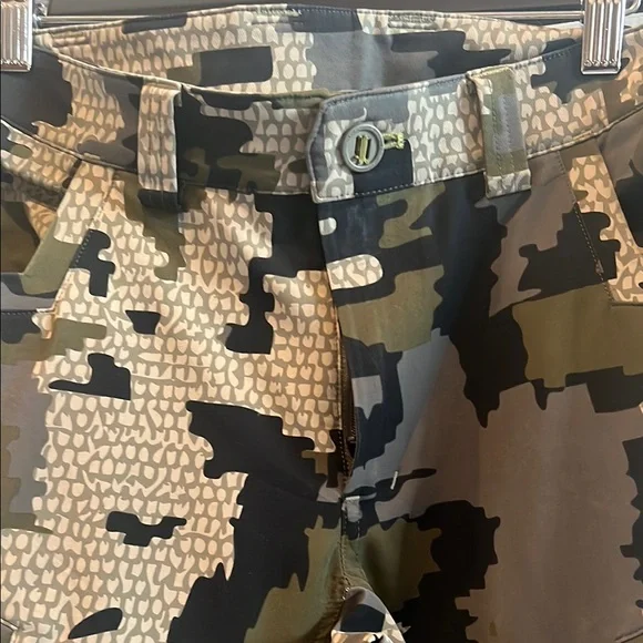 KUIU Camouflage Men's Pants - Picture 5 of 10
